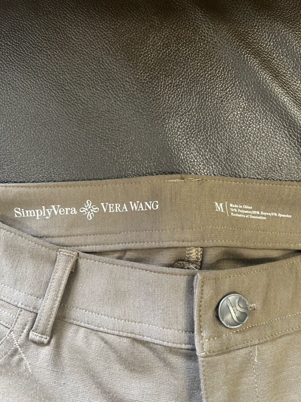 Vera Wang SimplyVera Olive Green Skinny Pants medium
